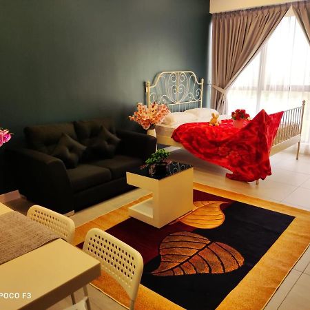 Cozy Studio Unit,Cyberjaya,Wifi, Netflix,Free Parking Eksteriør bilde