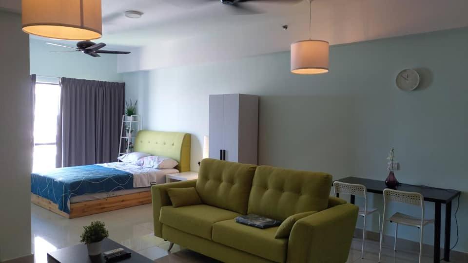 Cozy Studio Unit,Cyberjaya,Wifi, Netflix,Free Parking Eksteriør bilde