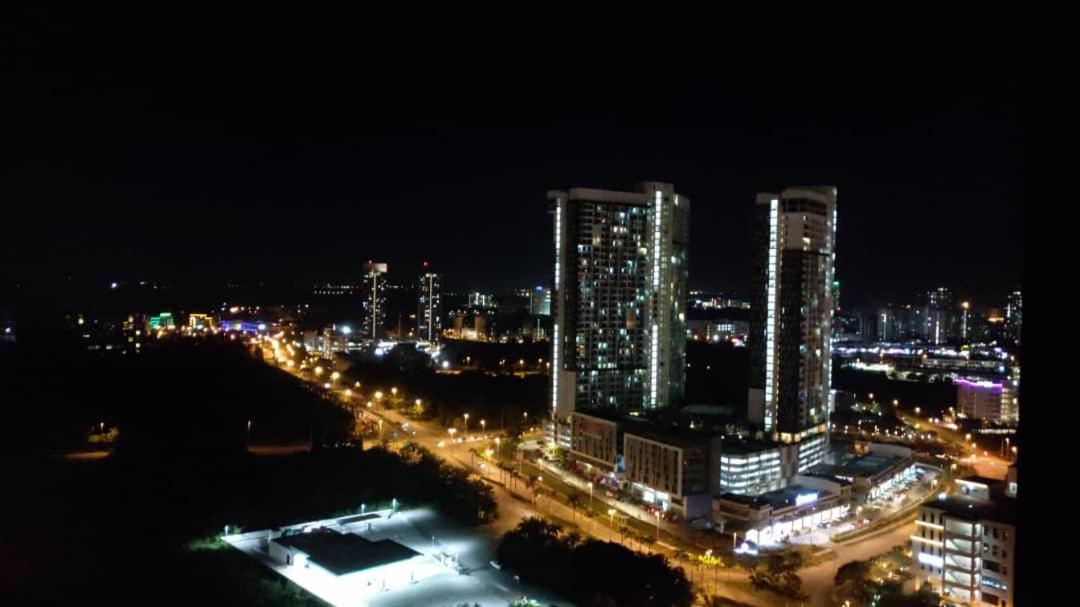 Cozy Studio Unit,Cyberjaya,Wifi, Netflix,Free Parking Eksteriør bilde