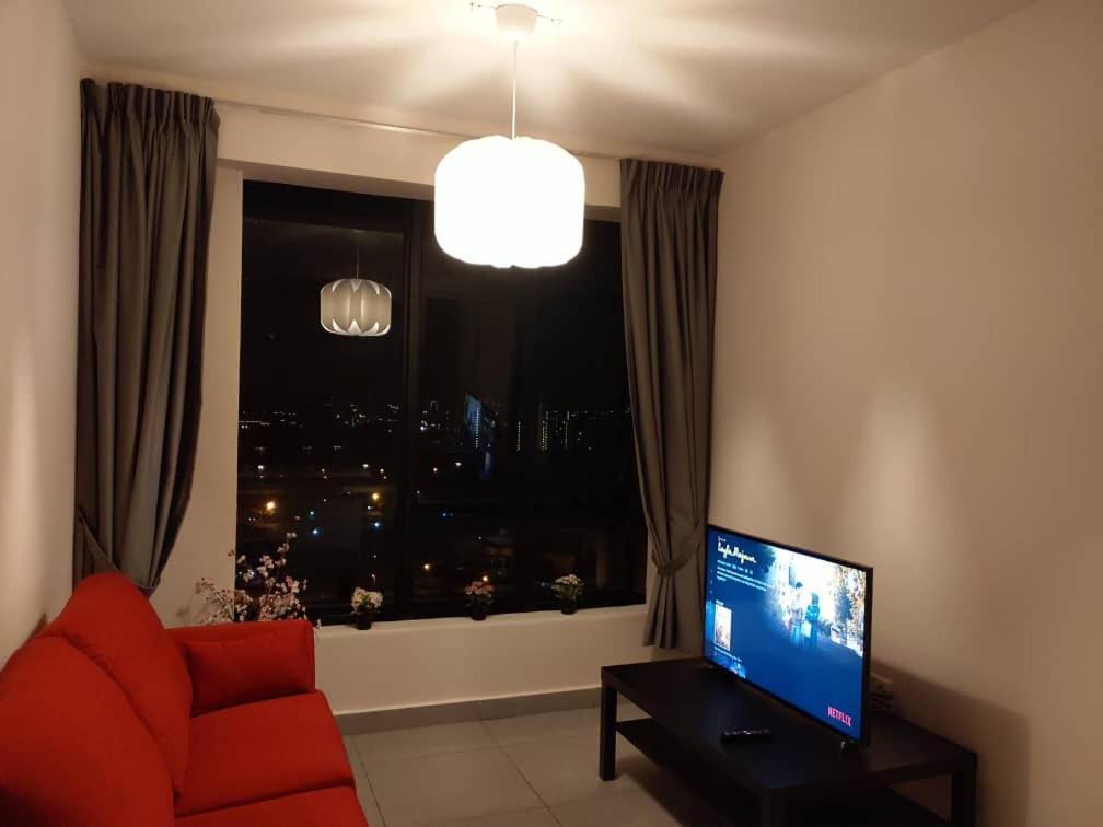 Cozy Studio Unit,Cyberjaya,Wifi, Netflix,Free Parking Eksteriør bilde