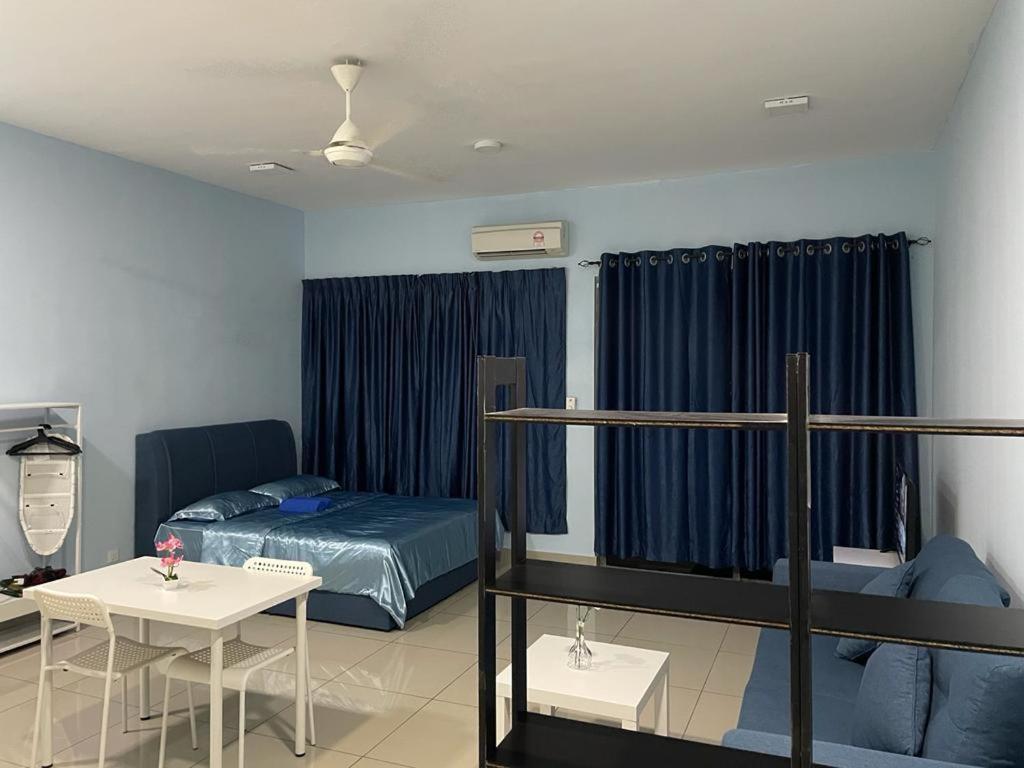 Cozy Studio Unit,Cyberjaya,Wifi, Netflix,Free Parking Eksteriør bilde