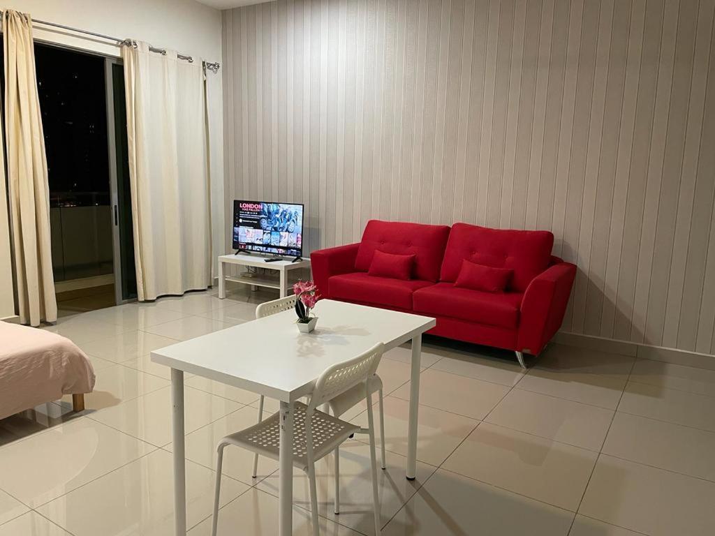 Cozy Studio Unit,Cyberjaya,Wifi, Netflix,Free Parking Eksteriør bilde